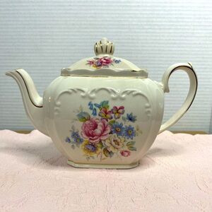 Vtg Windsor by James Sadler Cube Pink Rose Floral Bouquet Teapot with Lid Gold
